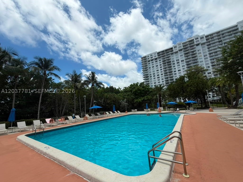 ADMIRALS PORT CONDO WEST - Residential Lease
