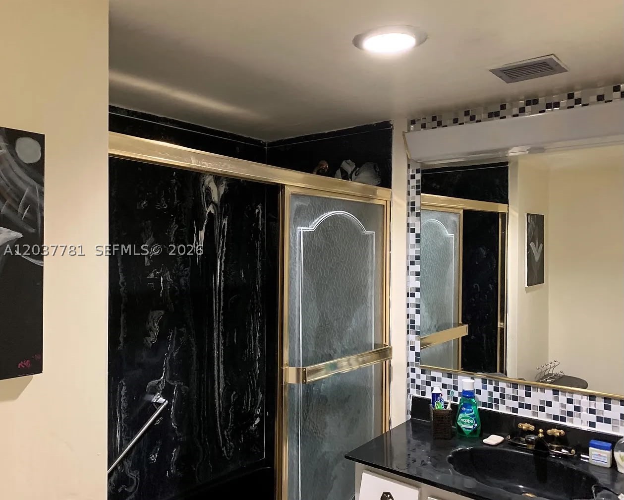 ADMIRALS PORT CONDO WEST - Residential Lease