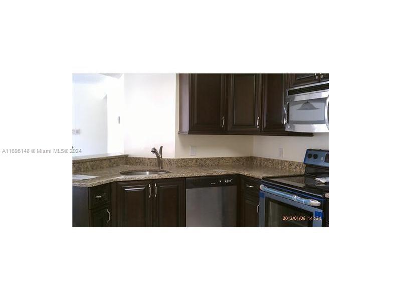 EDGEWATER CONDO - Residential Lease