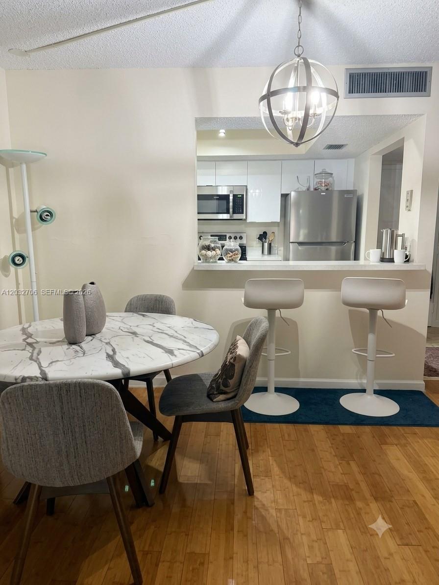 INVERWOOD CONDO - Residential