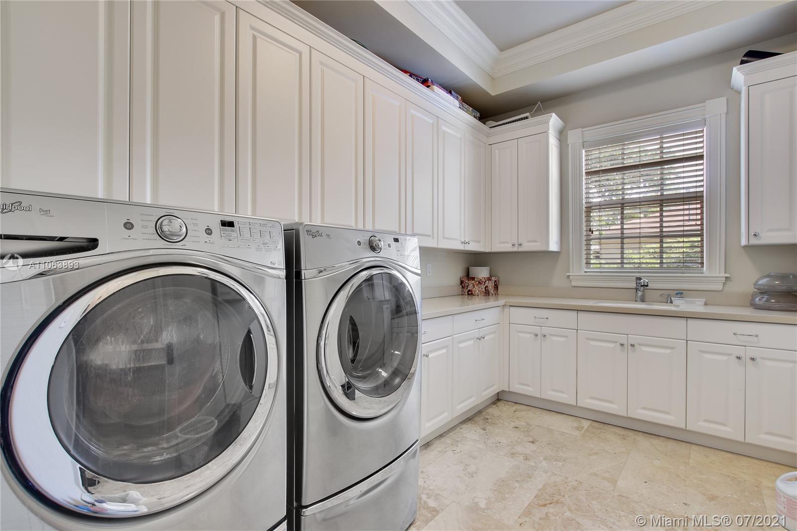 HELMS COUNTRY ESTATES ADD - Residential
