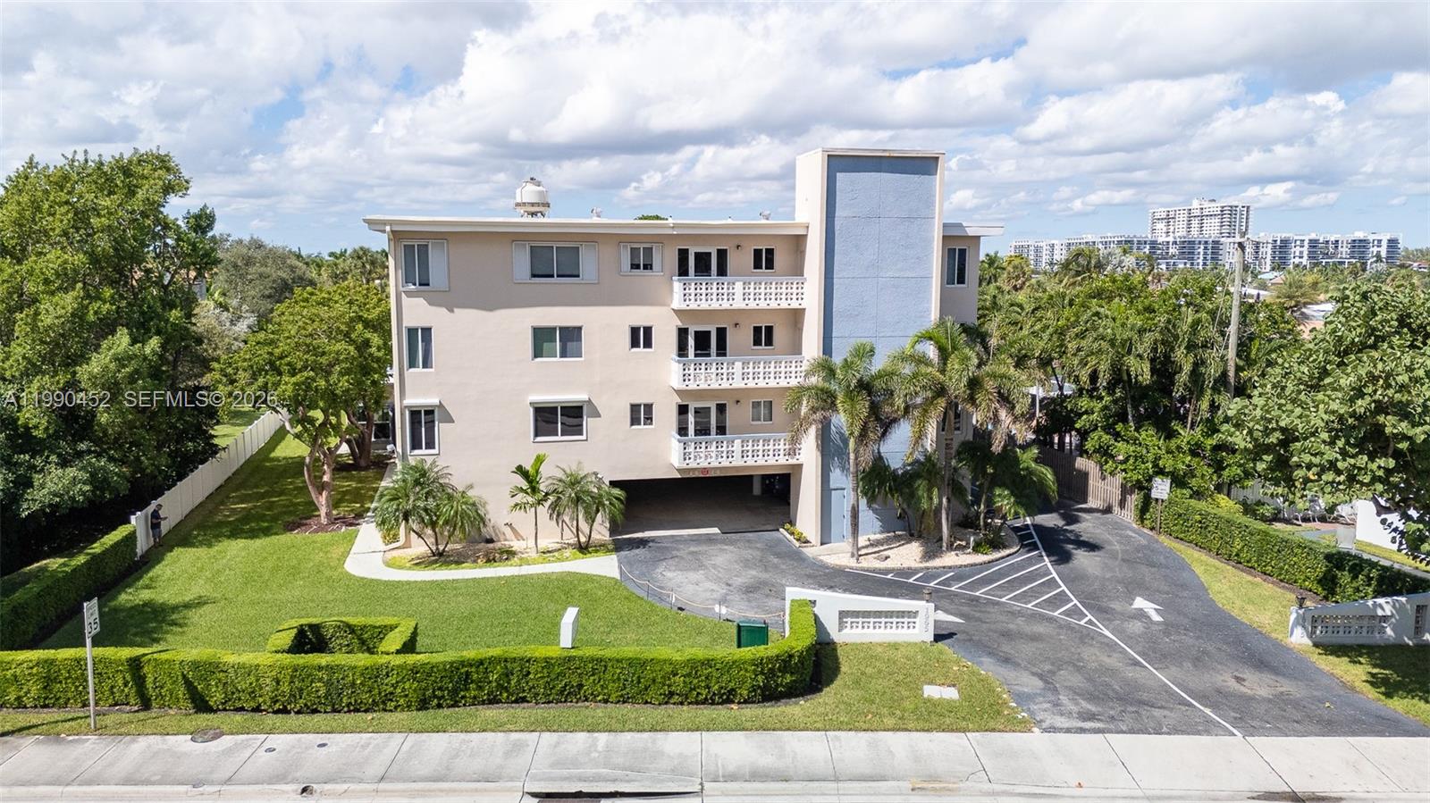 ROCAILLE CONDO APTS - Residential