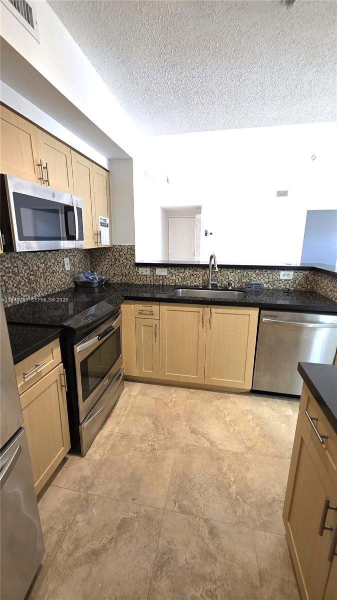 EL-AD RESIDENCES AT MIRAM - Residential