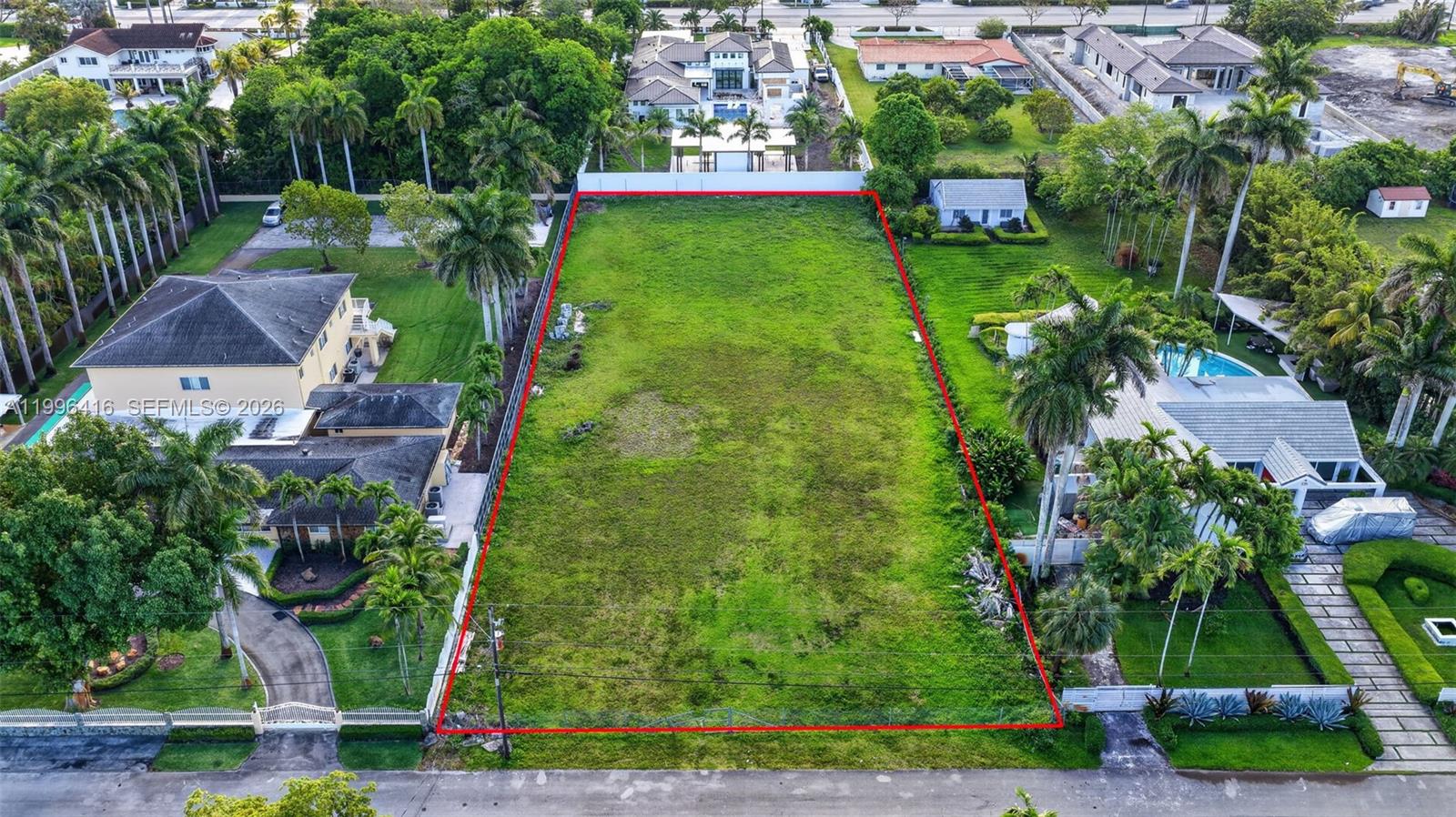 Excellent opportunity to acquire 0.76 acres of residential land in NW Miami.
This spacious lot is clean, fenced, and located ???? ,making it an ideal option for building your dream home or as an investment. Additionally, the property includes completed building plans, helping to streamline and accelerate the construction process.
It has access to municipal water and a prime location close to schools, shopping centers, and major highways.
Great potential in a high-demand area. Don’t miss this opportunity!