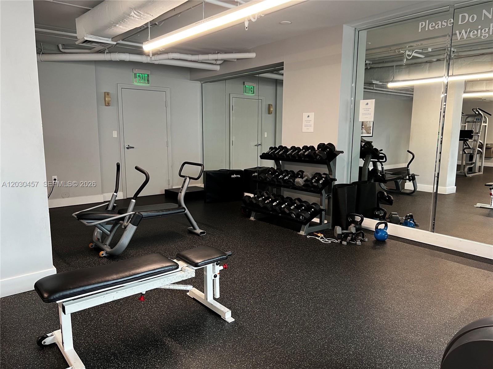 HOLLYWOOD STATION RES CON - Residential Lease