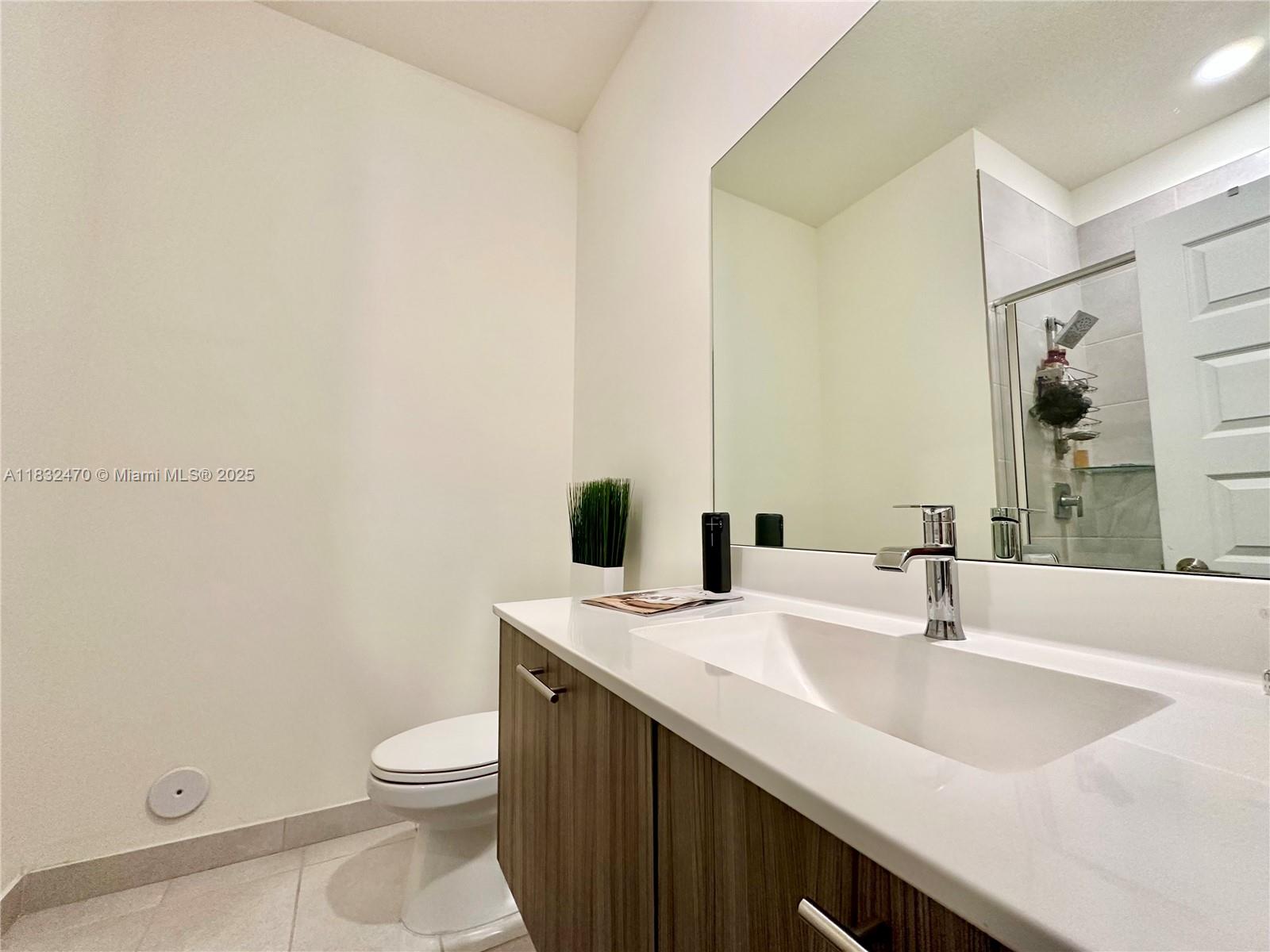 APEX AT PARK CENTRAL COND - Residential