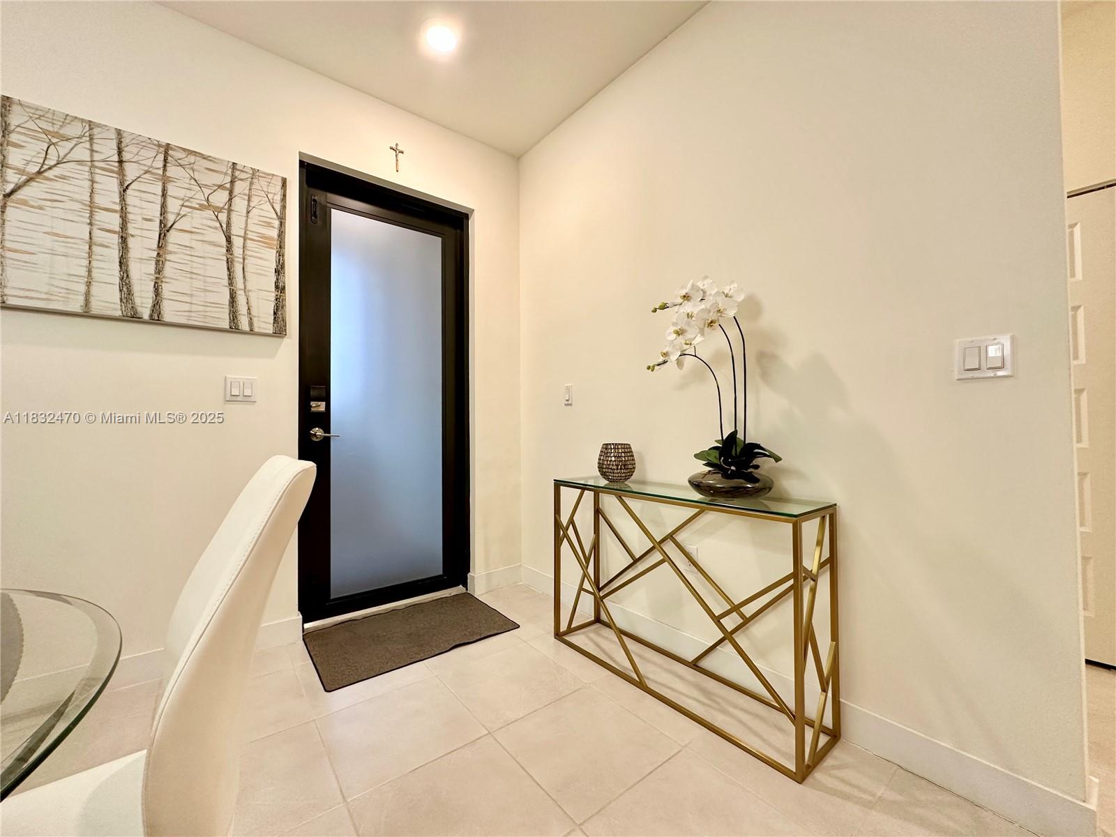 APEX AT PARK CENTRAL COND - Residential