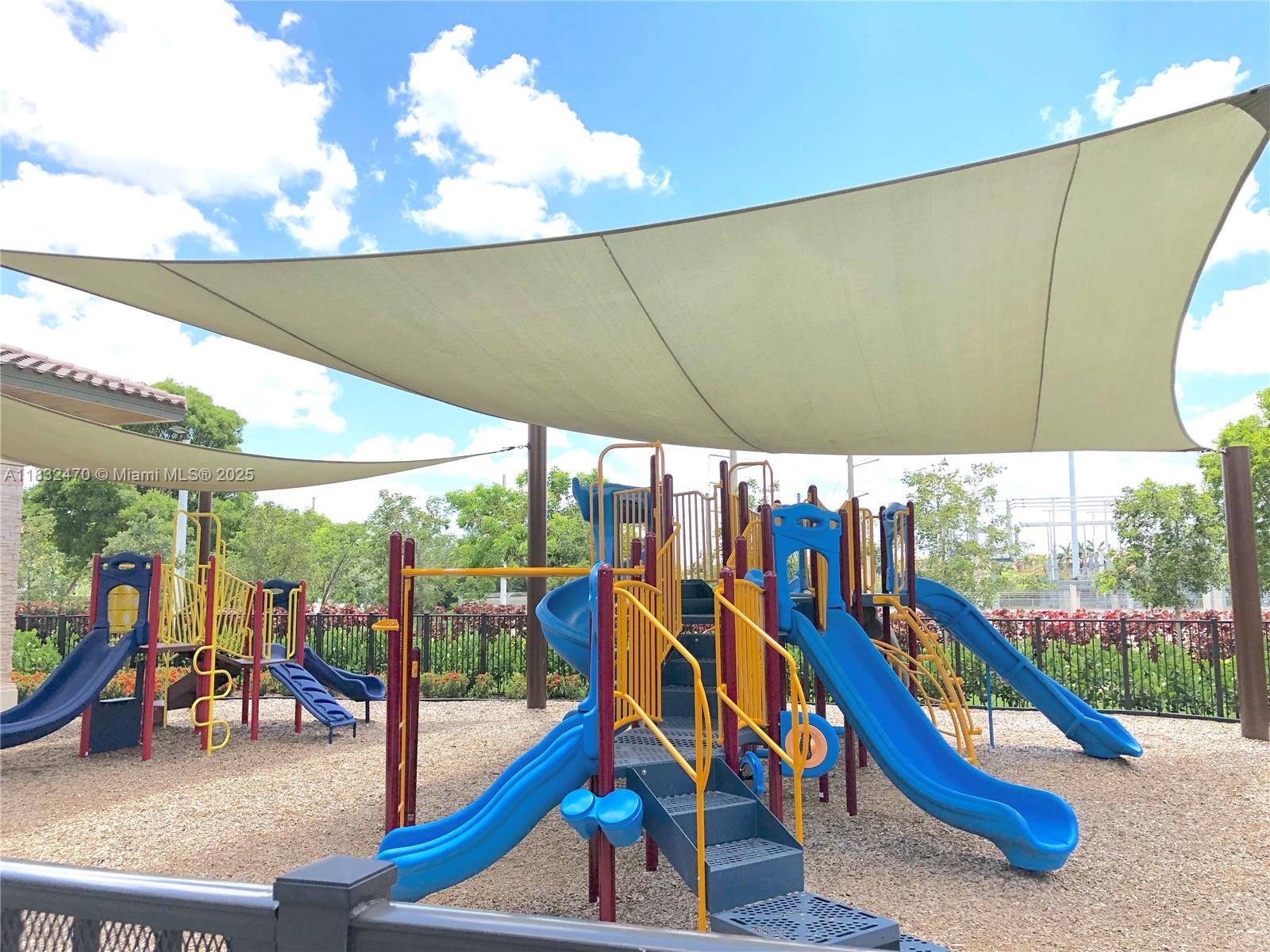 APEX AT PARK CENTRAL COND - Residential