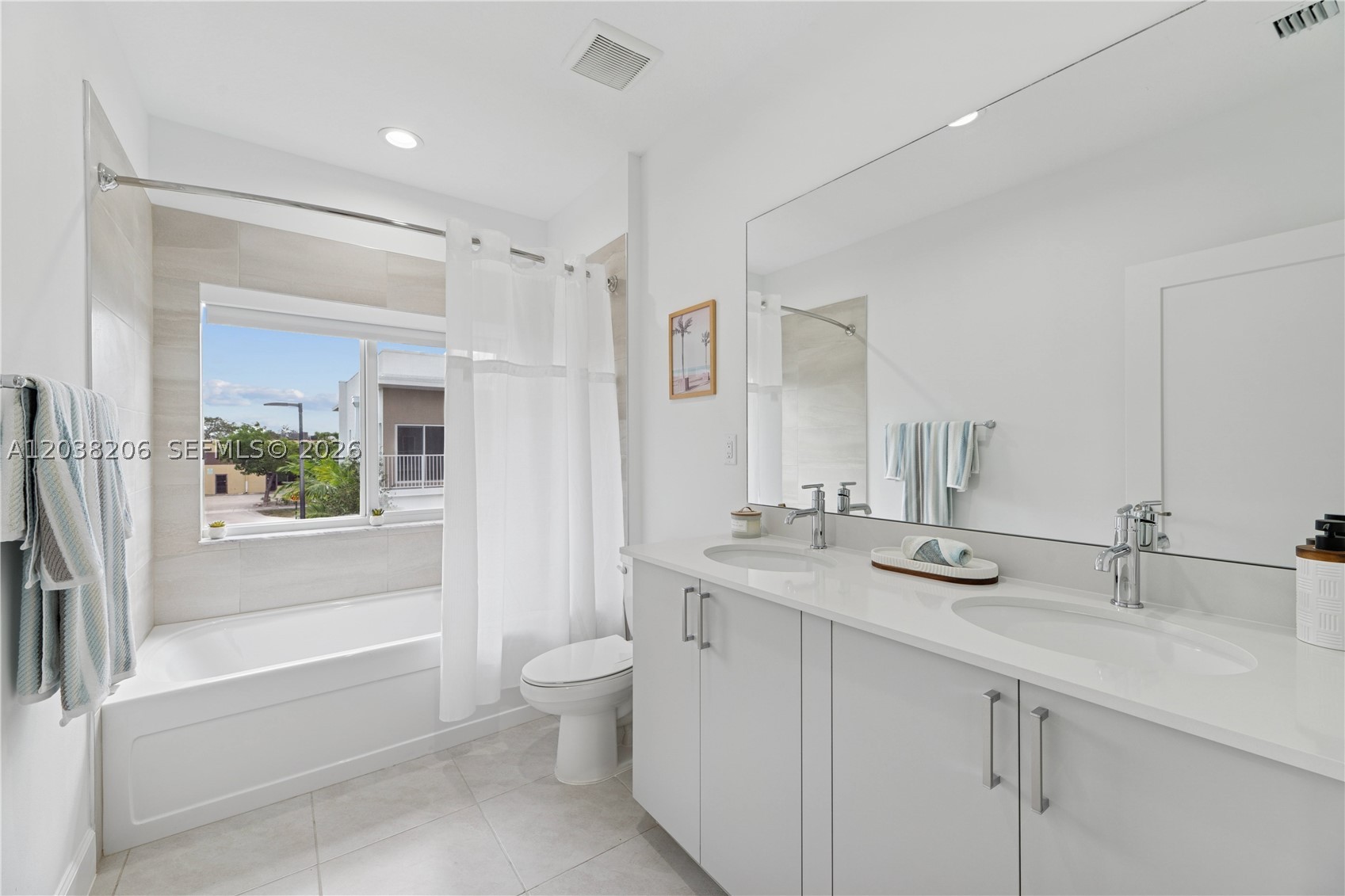 Pearl at Pompano Beach - Residential Lease