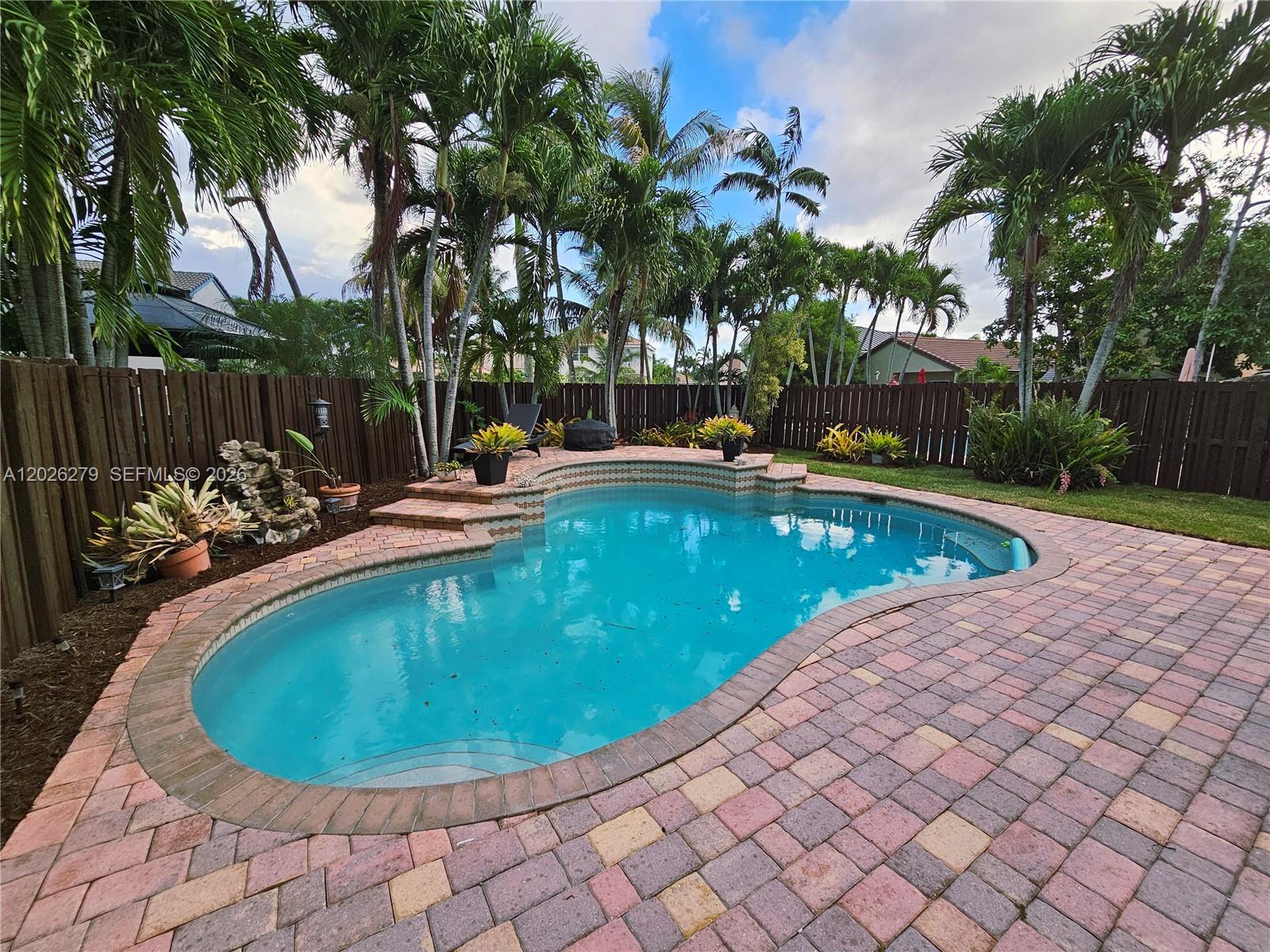 SILVER LAKES PHASE III RE - Residential