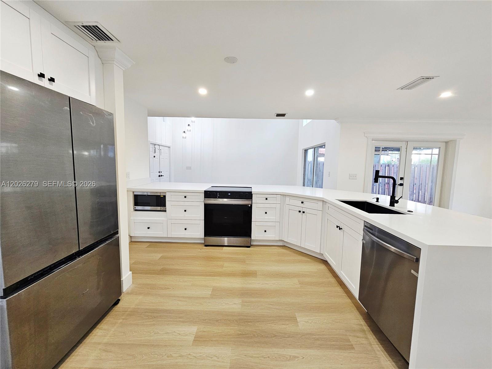SILVER LAKES PHASE III RE - Residential