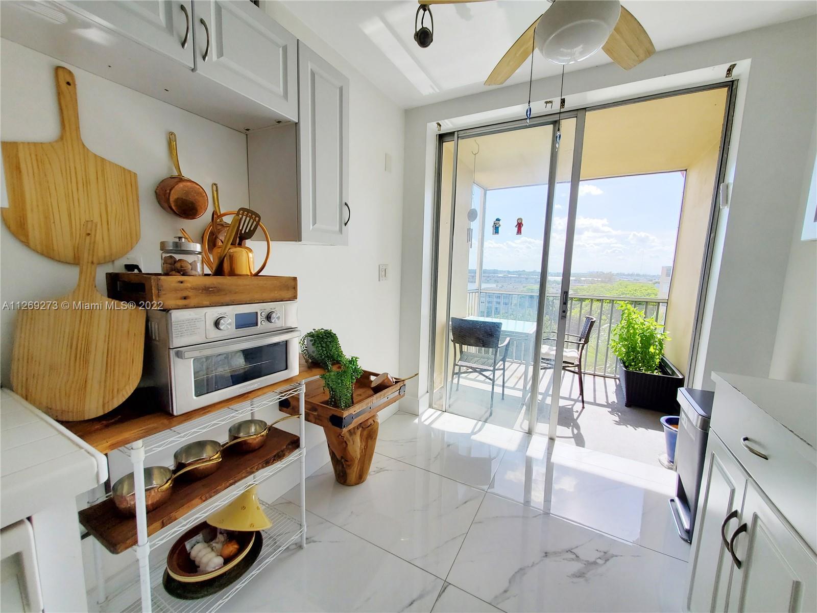 JADE WINDS GROUP-DAISY GA - Residential