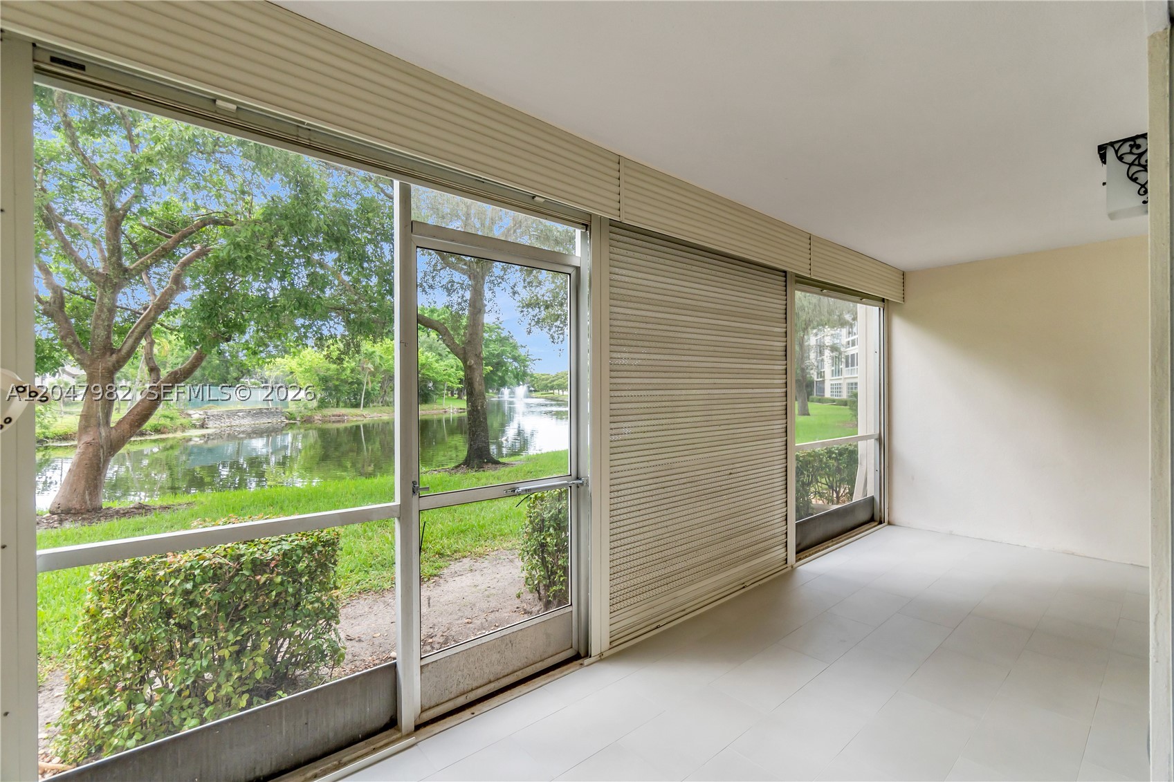 LUCAYA VILLAGE 2-E CONDO - Residential
