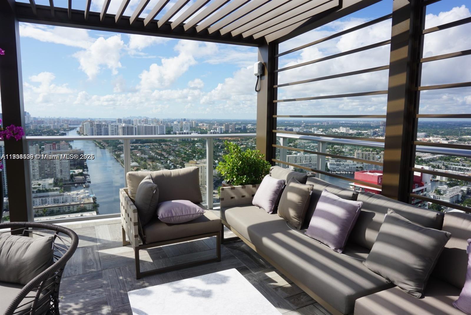4010 SOUTH OCEAN CONDO - Residential