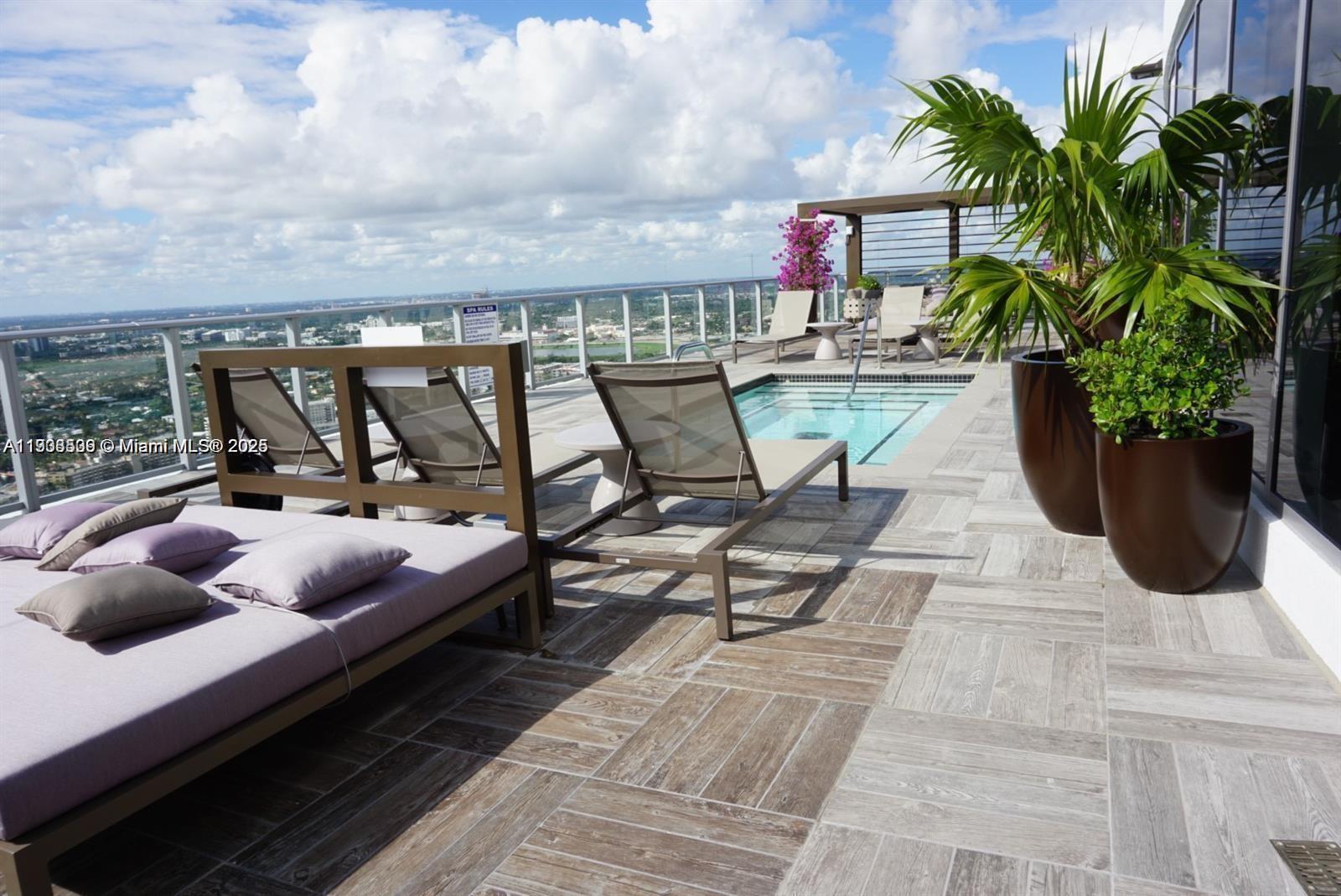 4010 SOUTH OCEAN CONDO - Residential