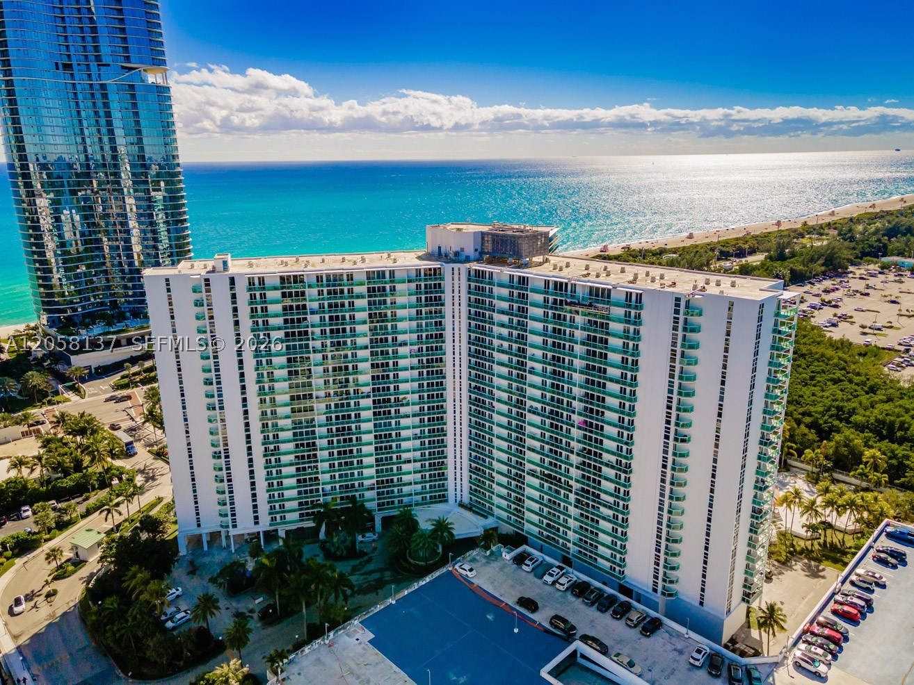 ARLEN HOUSE EAST CONDO - Residential