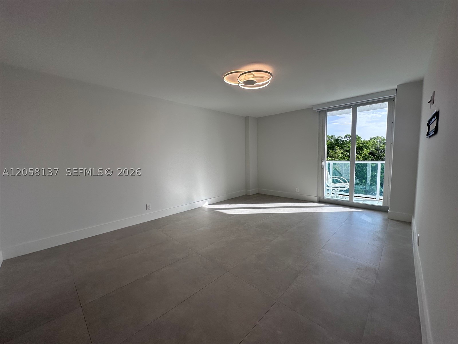ARLEN HOUSE EAST CONDO - Residential