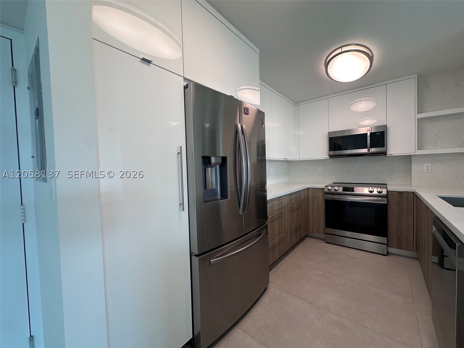ARLEN HOUSE EAST CONDO - Residential