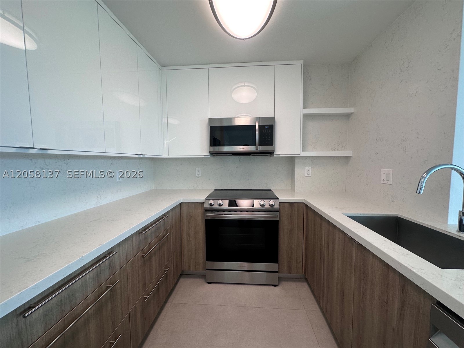 ARLEN HOUSE EAST CONDO - Residential