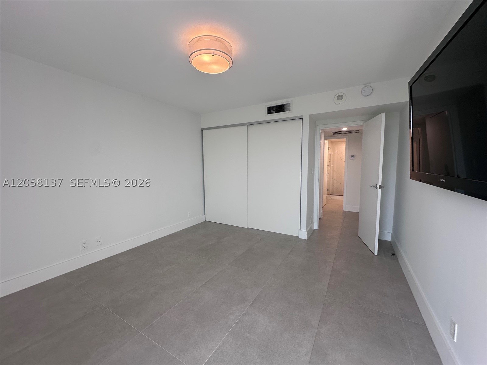 ARLEN HOUSE EAST CONDO - Residential