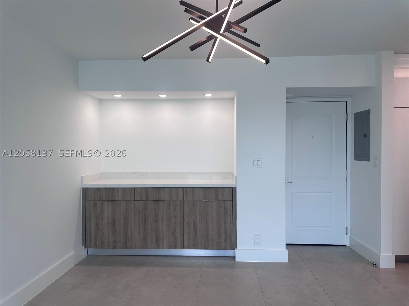 ARLEN HOUSE EAST CONDO - Residential