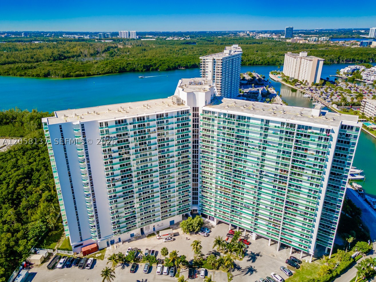 ARLEN HOUSE EAST CONDO - Residential