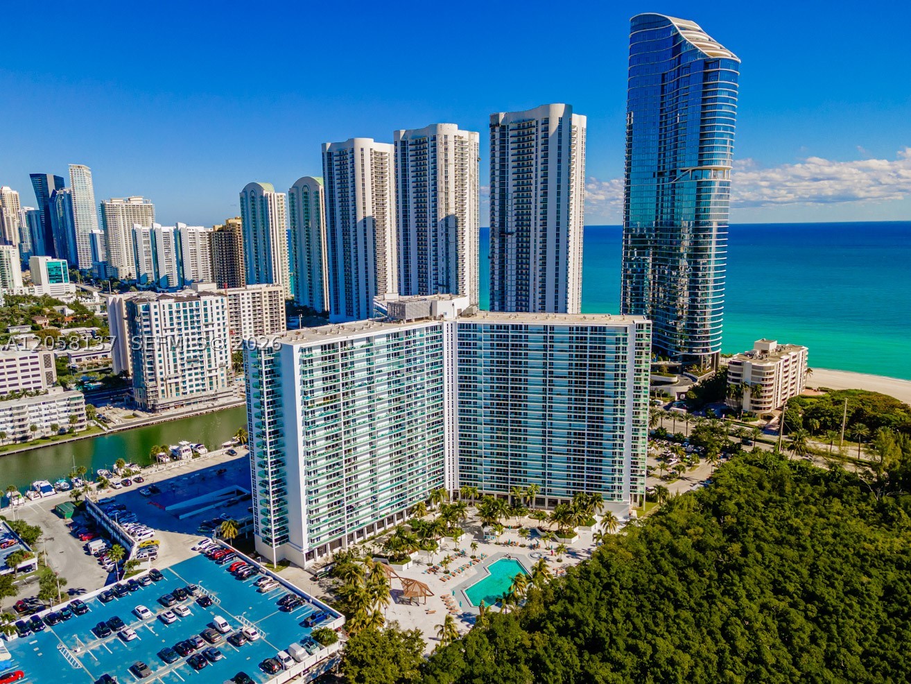 ARLEN HOUSE EAST CONDO - Residential