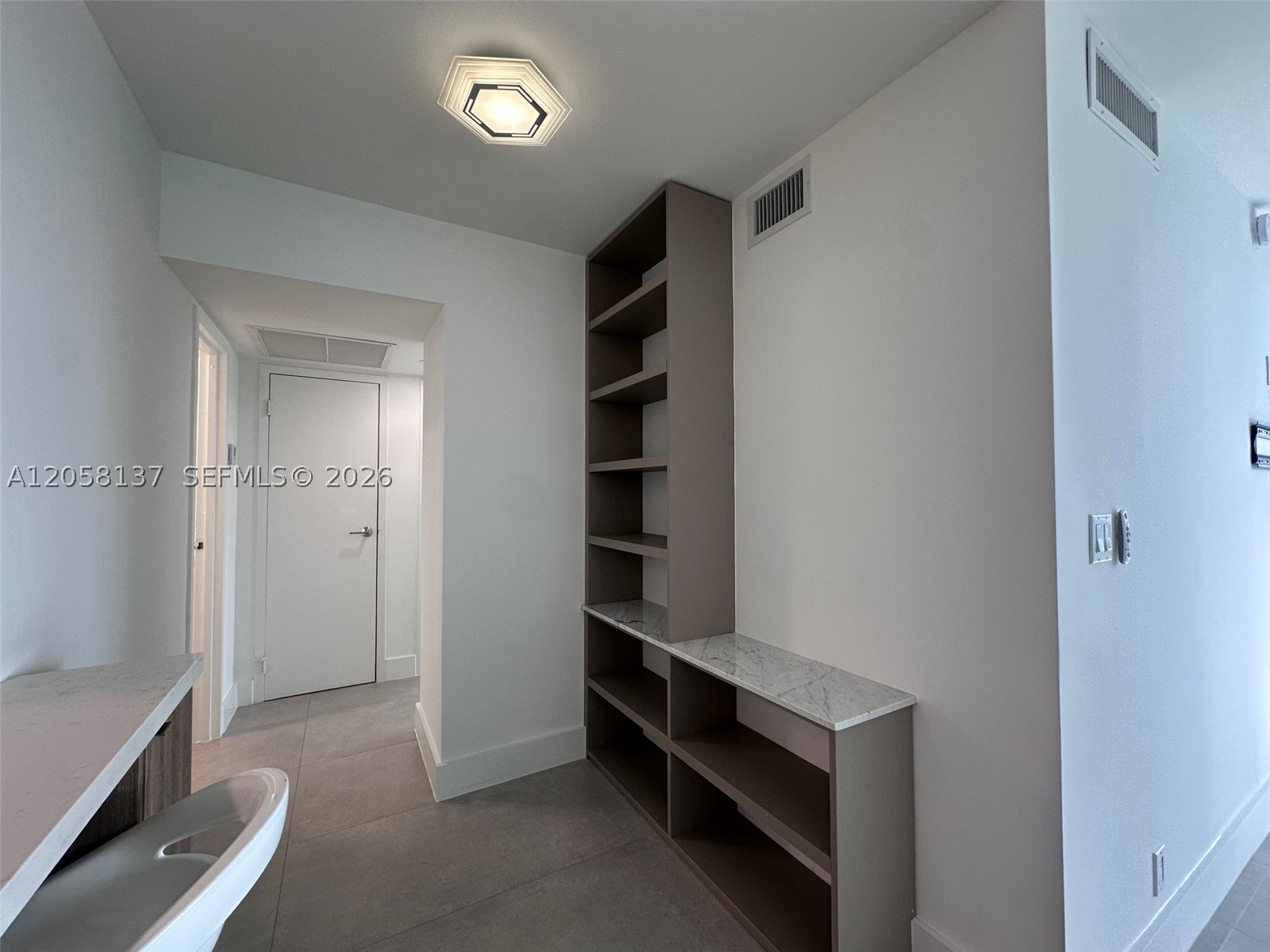 ARLEN HOUSE EAST CONDO - Residential