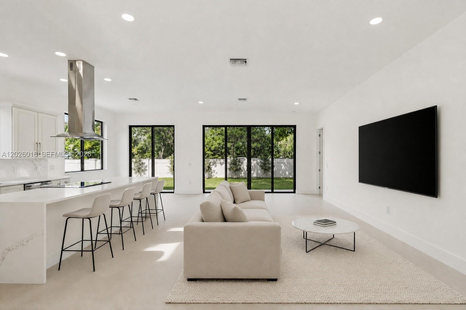 COLLIER GROVES - Residential