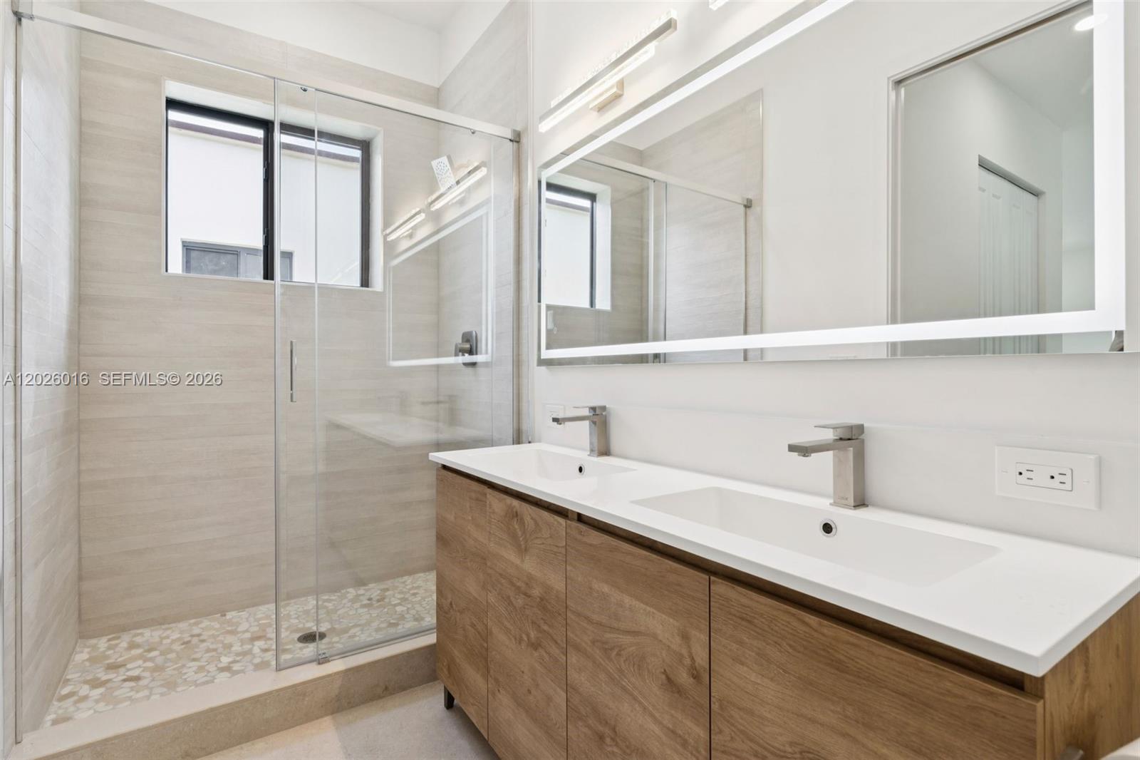 COLLIER GROVES - Residential