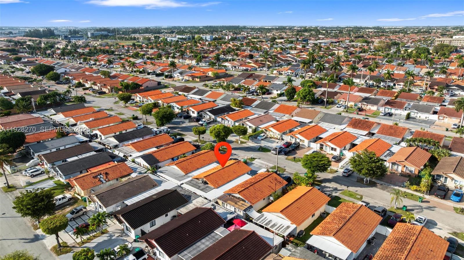 LONDON ESTATES 1ST ADDN - Residential