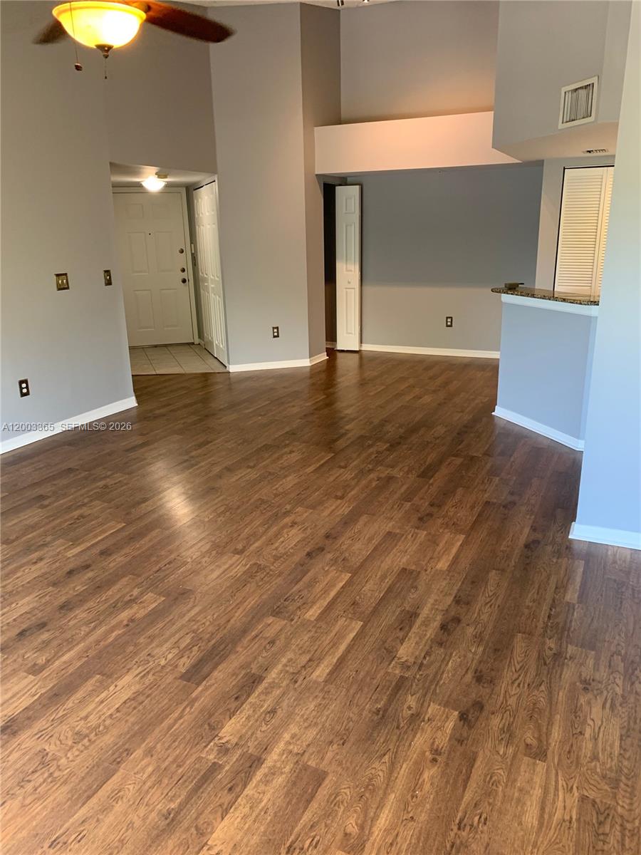GRAND VIEW AT CRESTWOOD C - Residential
