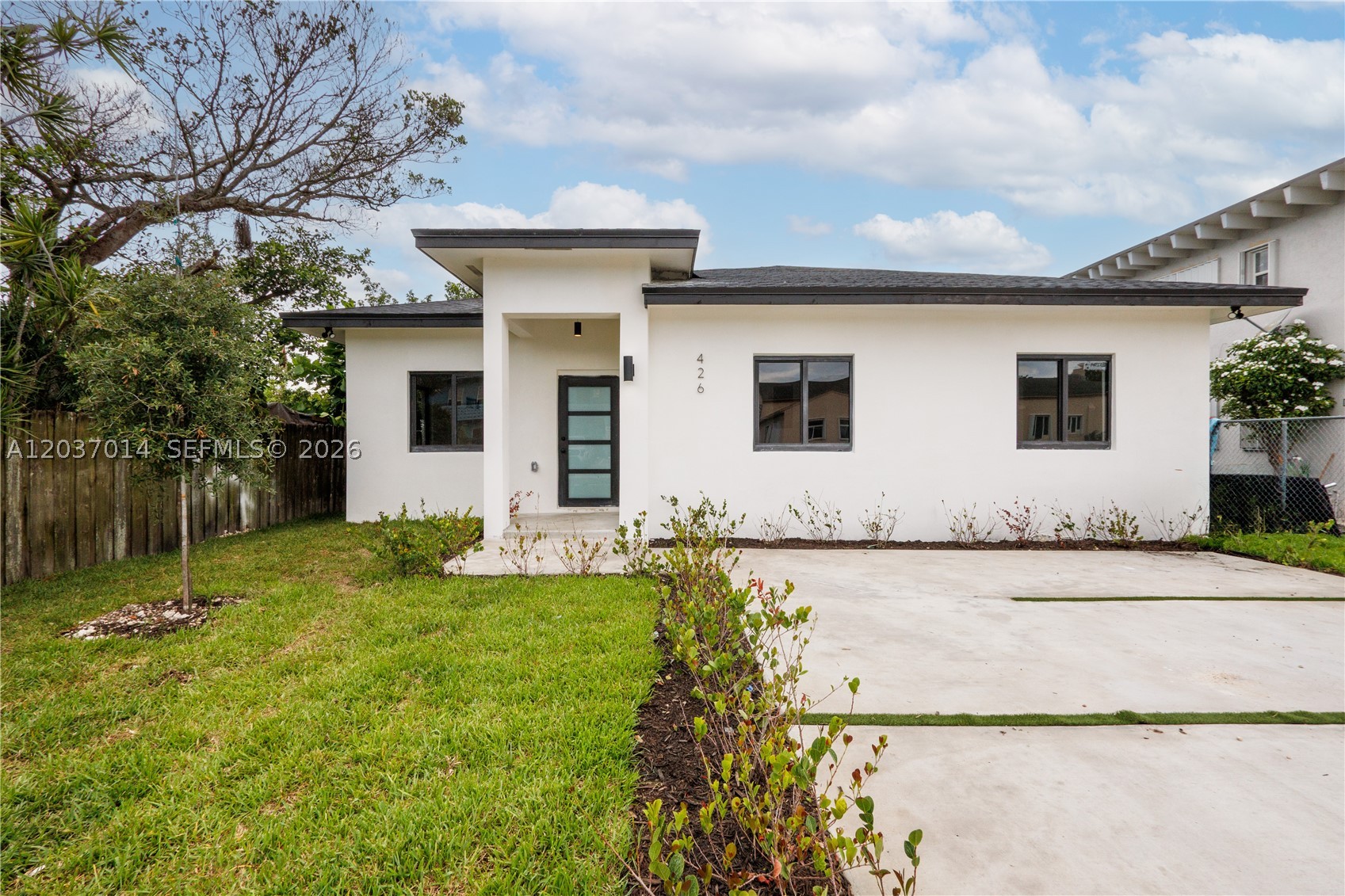 BETTY LU HOMESITES - Residential
