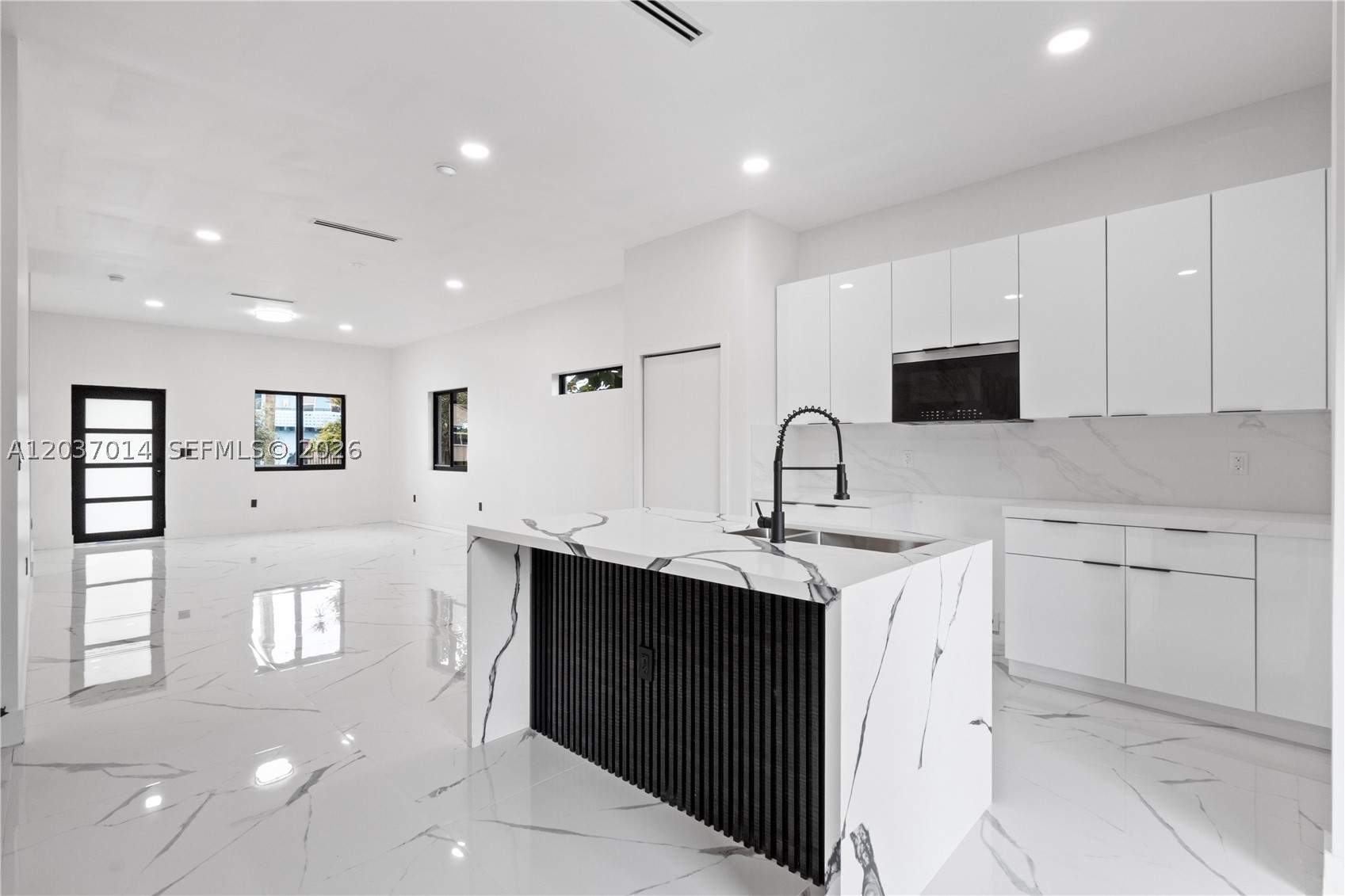 BETTY LU HOMESITES - Residential