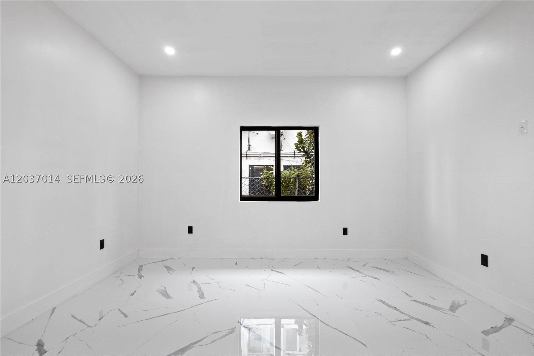 BETTY LU HOMESITES - Residential