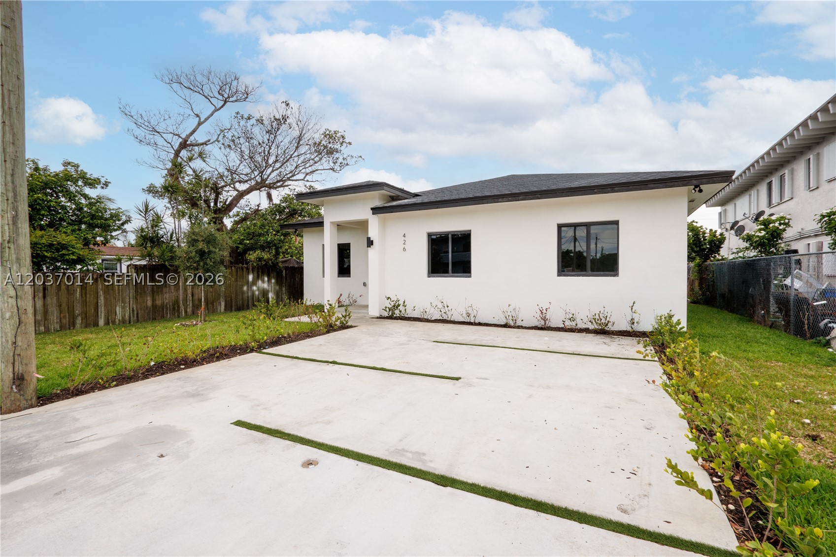 BETTY LU HOMESITES - Residential
