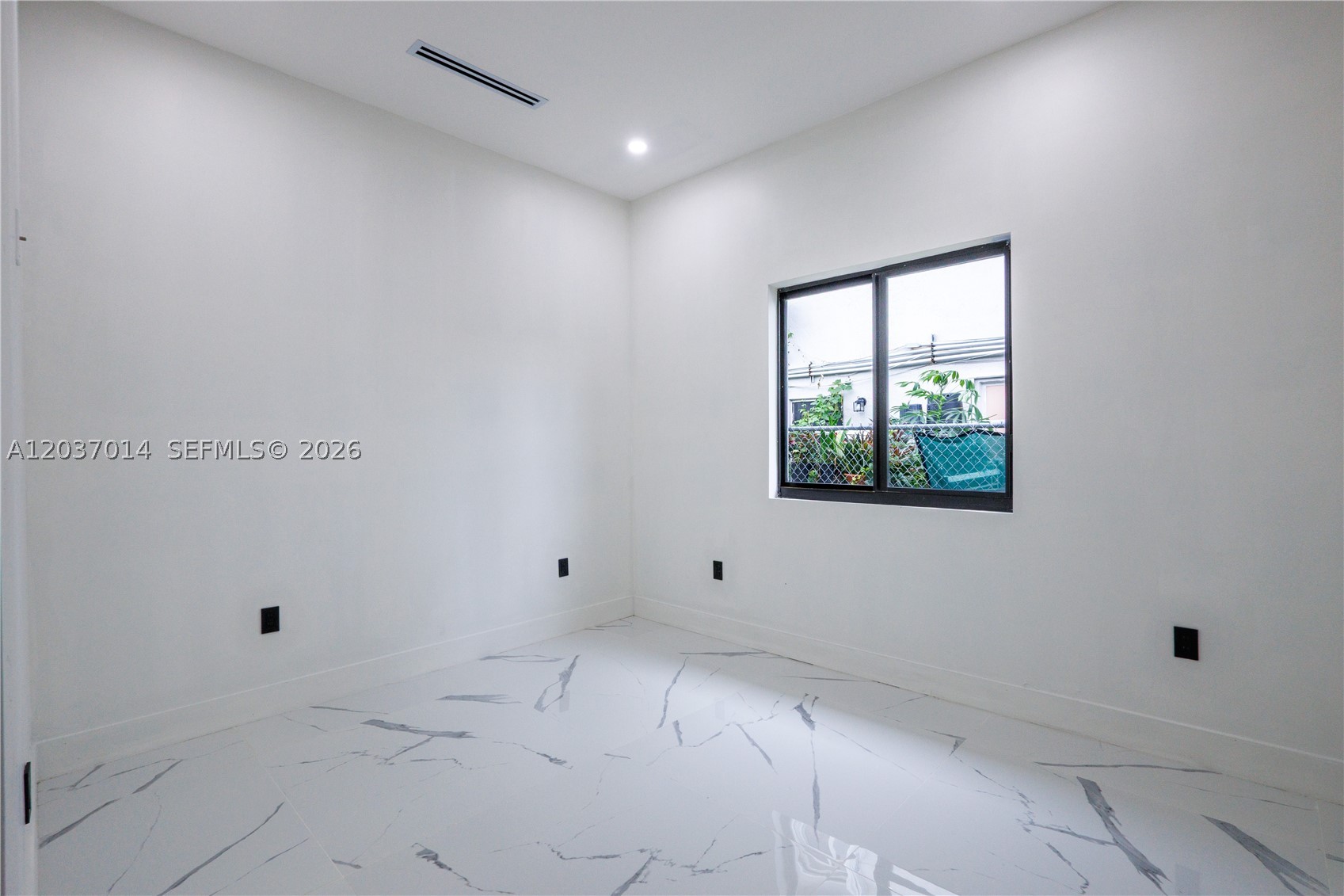 BETTY LU HOMESITES - Residential