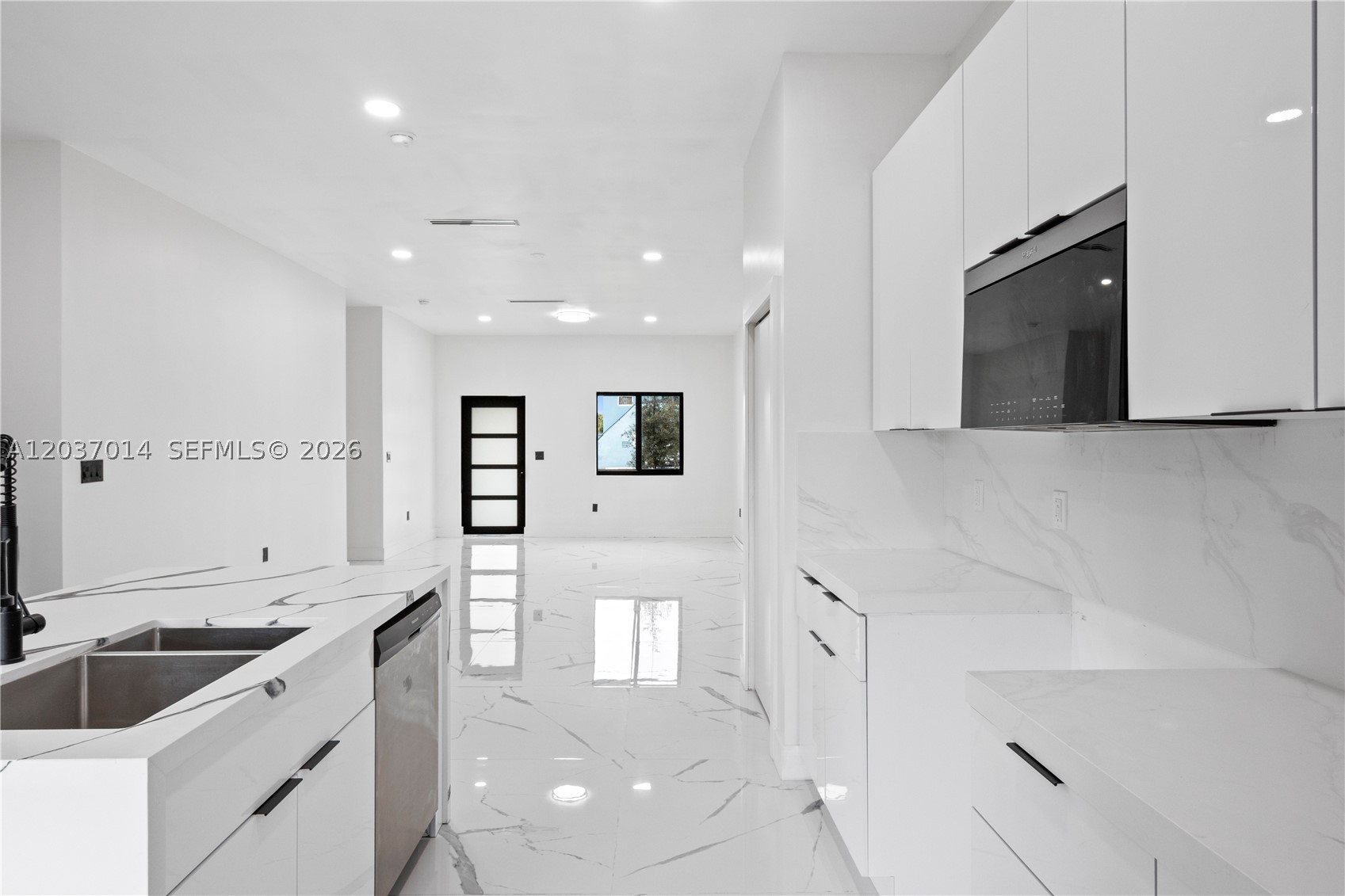 BETTY LU HOMESITES - Residential
