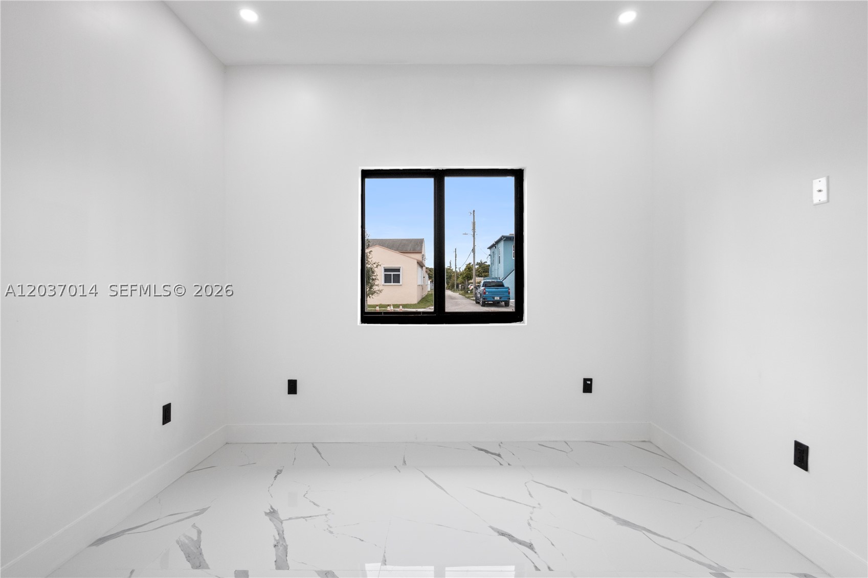 BETTY LU HOMESITES - Residential