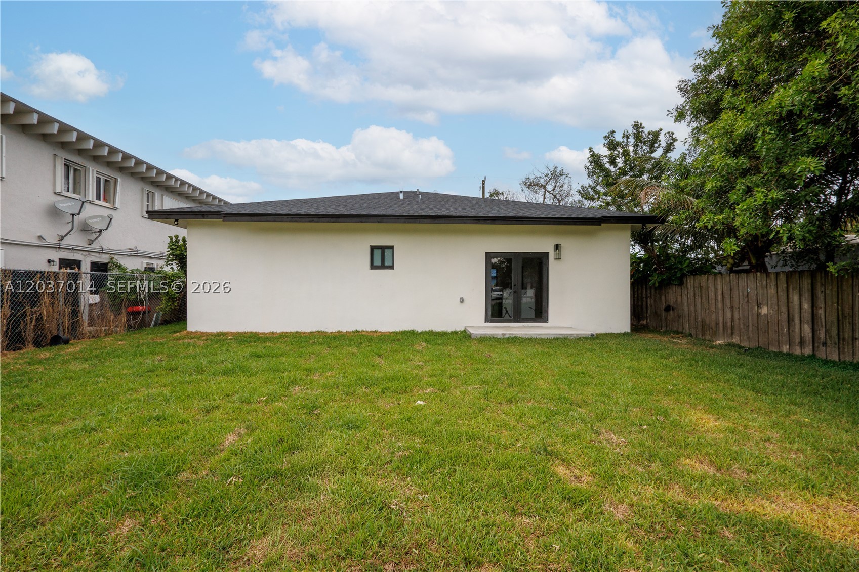 BETTY LU HOMESITES - Residential
