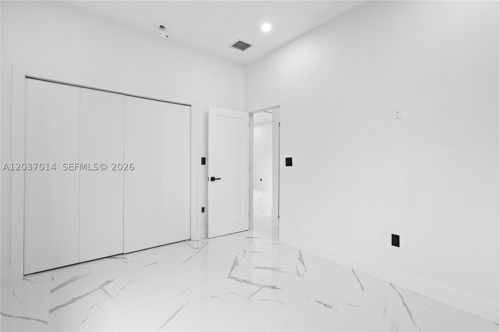 BETTY LU HOMESITES - Residential