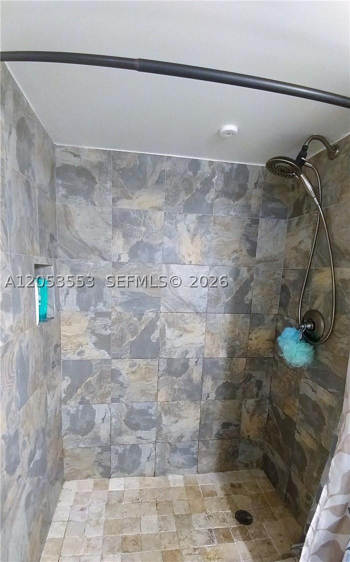 VISCONTI CONDO - Residential