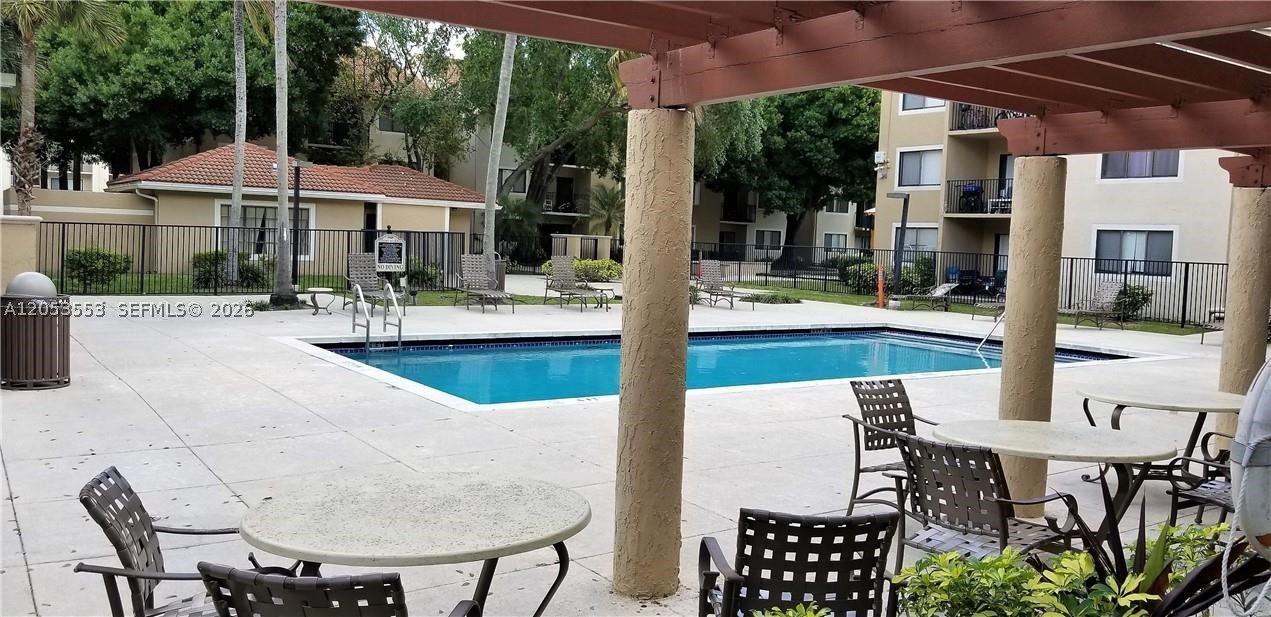 VISCONTI CONDO - Residential