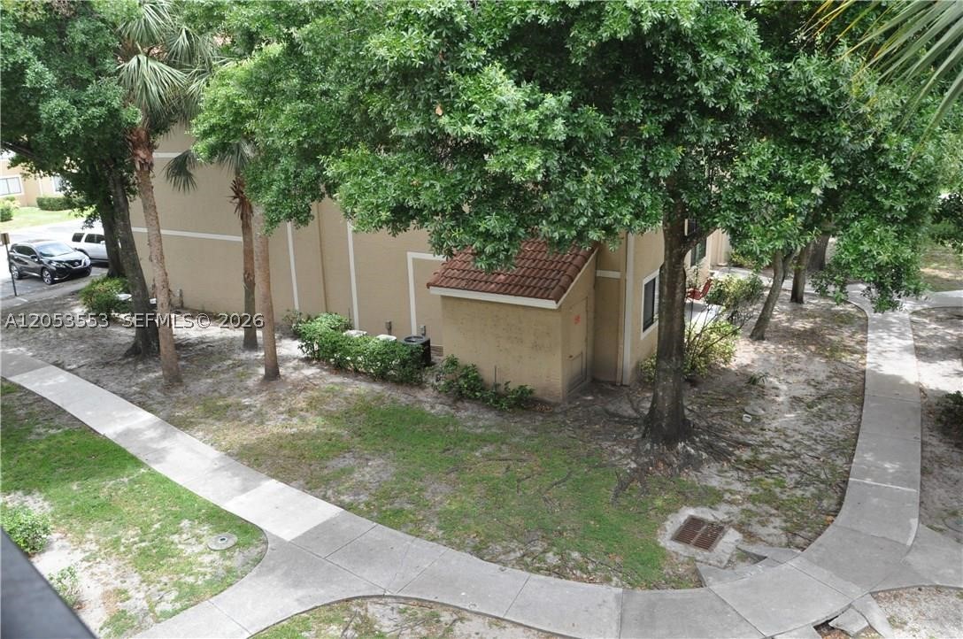 VISCONTI CONDO - Residential