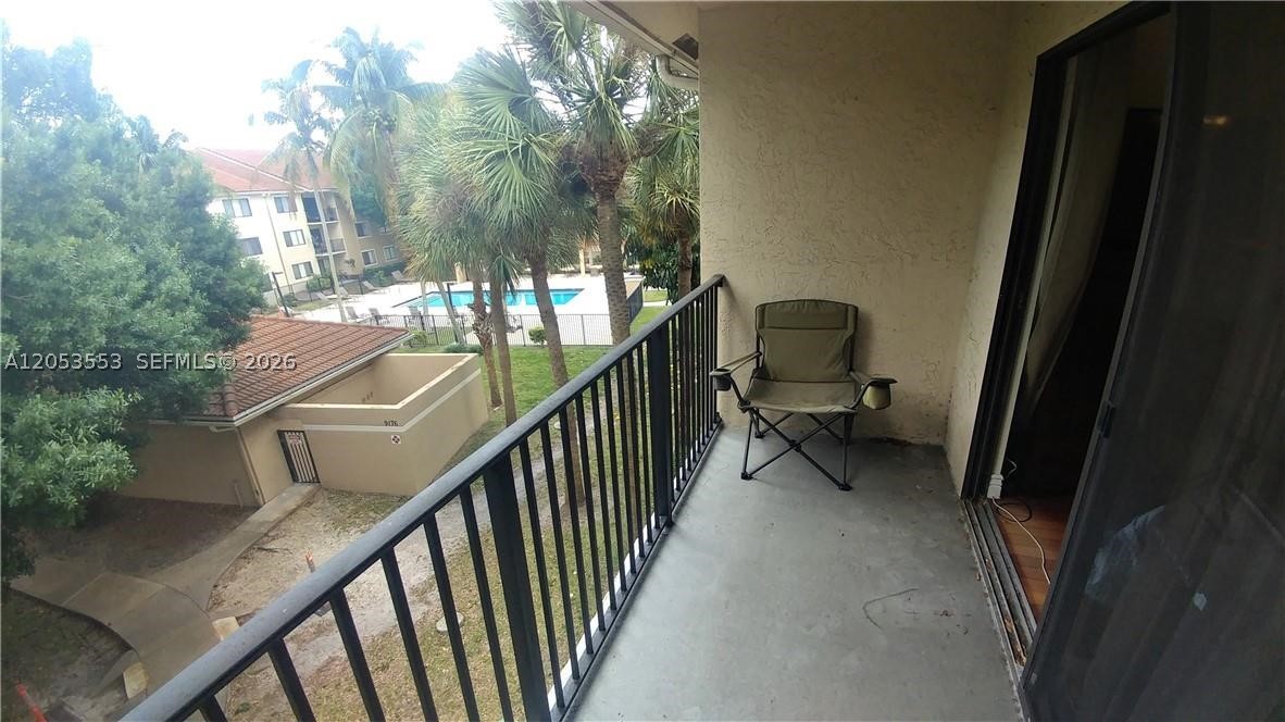 VISCONTI CONDO - Residential