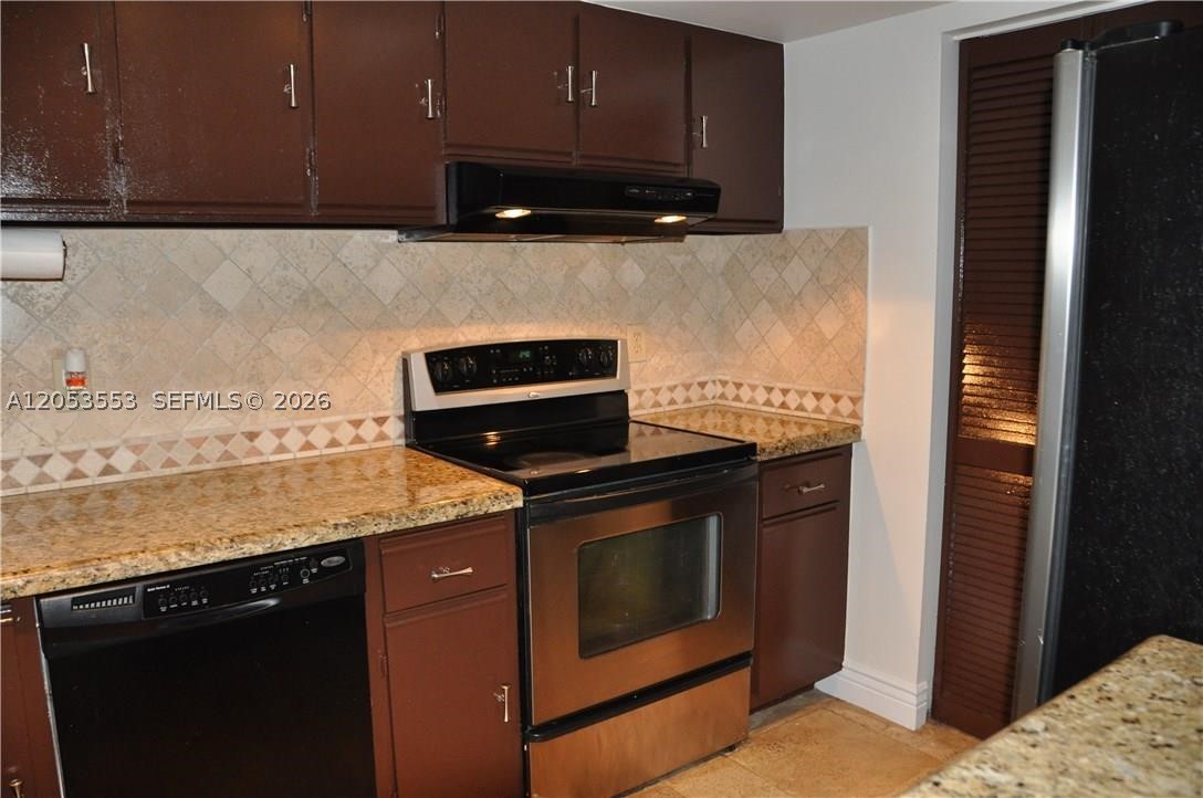 VISCONTI CONDO - Residential