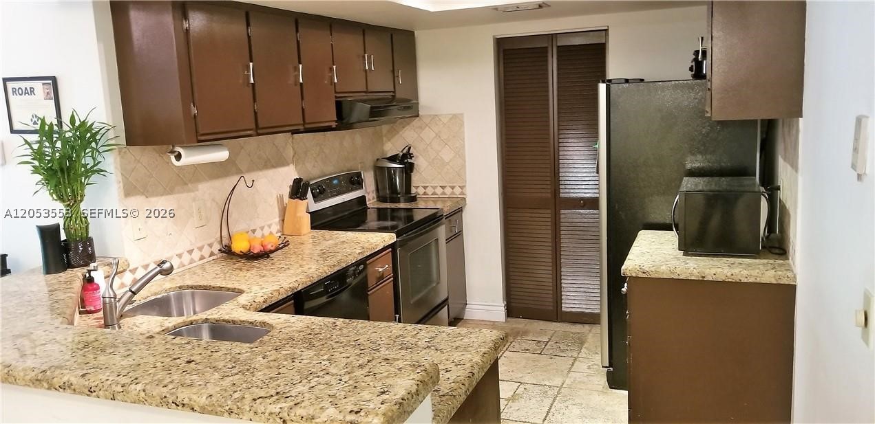VISCONTI CONDO - Residential