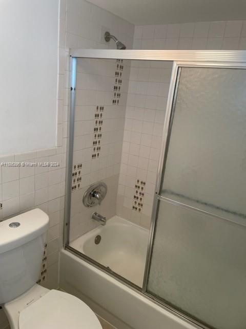 3862 BLDG CONDO - Residential Lease