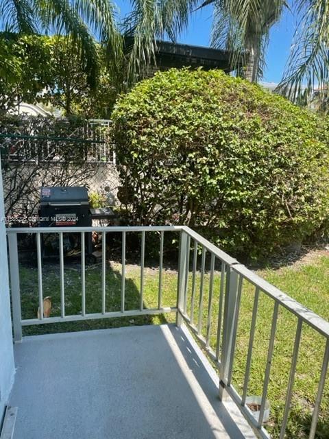 3862 BLDG CONDO - Residential Lease