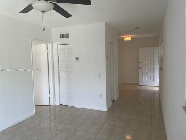 3862 BLDG CONDO - Residential Lease